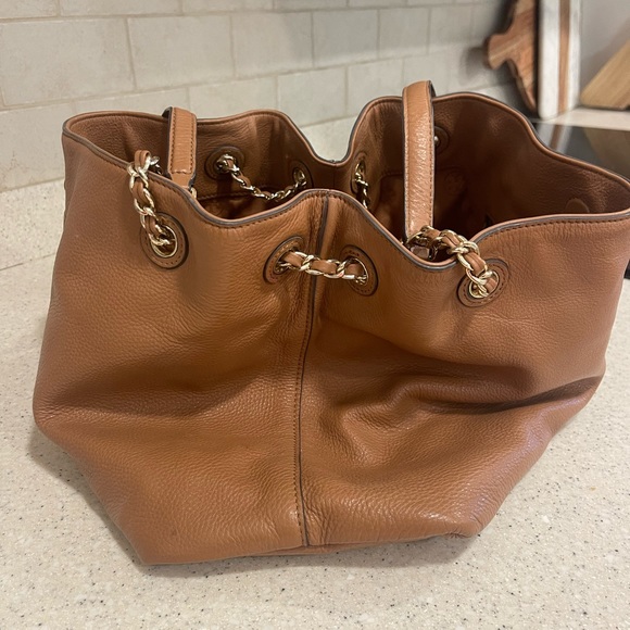 Tory Burch Brown Gold Chain Leather Shoulder Bag - Picture 5 of 10